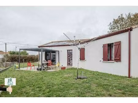 vente maison à longeville-sur-mer (85560) : à vendre / 102m² longeville-sur-mer