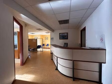 vente bureaux et commerces à séné (56860) : à vendre / 104m² séné