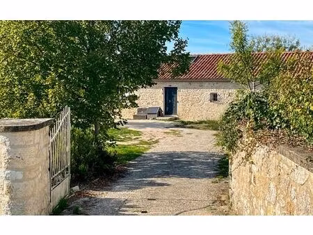 maison castéra-lectourois 89 m² t-5 à vendre  270 000 €