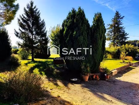 charentaise de 1950 entièrement restaurée dans un environnement calme et reposant