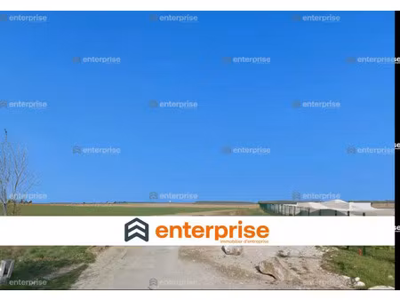 exclusivité à vendre terrain à villers bocage 10000 m2 environ