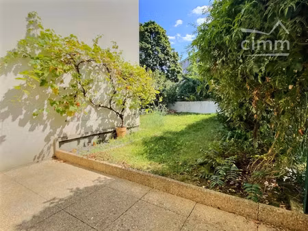 location appartement 2 pièces 48 m² à arcueil (94110)