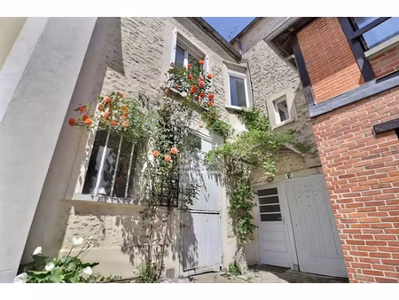 vente appartement 4 pièces 93 m² à etampes (91150)  230 000 €