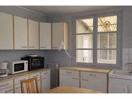 immeuble de 204 m2 - idéal investisseurs.