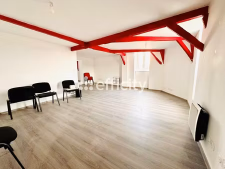immeuble 8 pièces - 220 m²