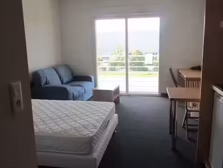 studio meublé 27m² avec balcon - appartement le rheu