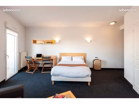 beau t1 appartement meublé 35m² récent saint avé avec balcon