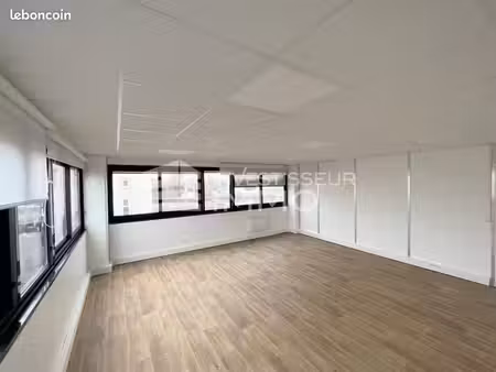 bureau 20 m²