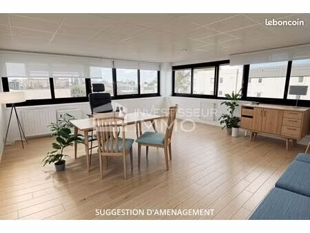bureau 14 m²