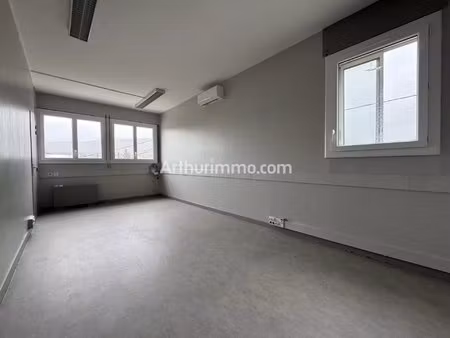 location bureau dans centre d'affaire