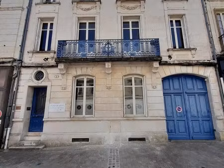 a louer à niort bureaux