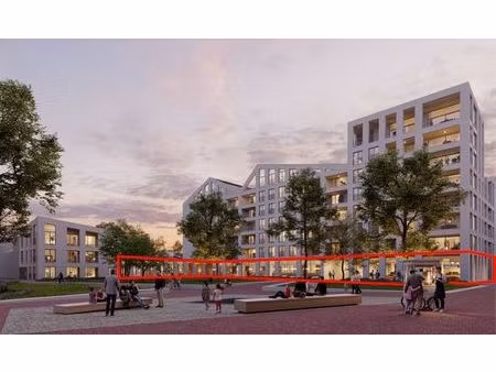 lichtrijke handelszaak aan gloednieuw stadskwartier
