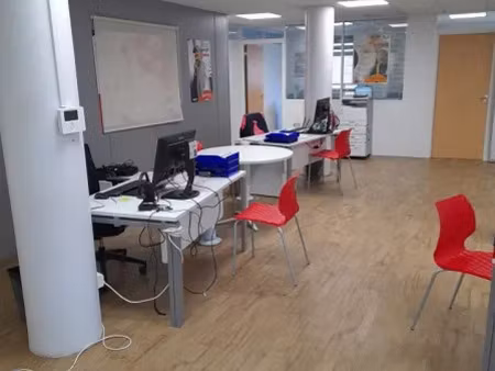 location bureau 155 m² à valenciennes (59300)