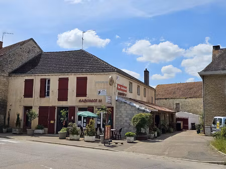 immeuble bar restaurant gites - entre montbard et chatillon
