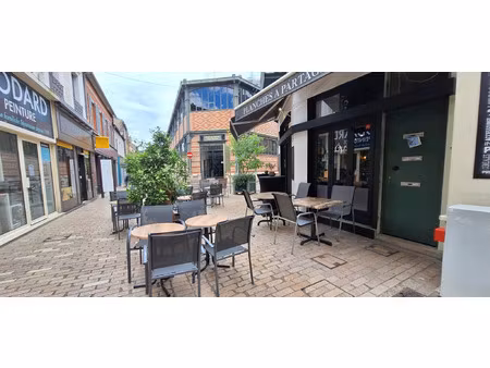 vente commerce 55 m² sens (89100)