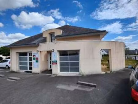 vente bureaux et commerces à theix (56450) : à vendre / 168m² theix