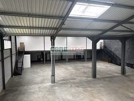 location entrepôt / local d'activités pau 1 312 m²