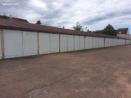 garage box parking