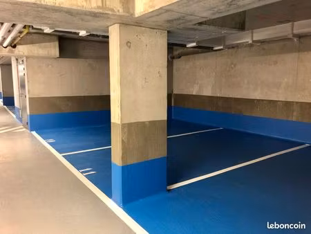 place de parking sécurisé en location - bagnolet 93170