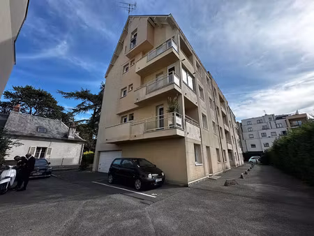 vente garage bourges (18000)
