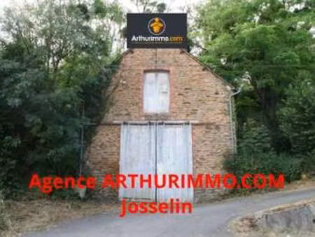 vente garage et parking à josselin (56120) : à vendre / josselin