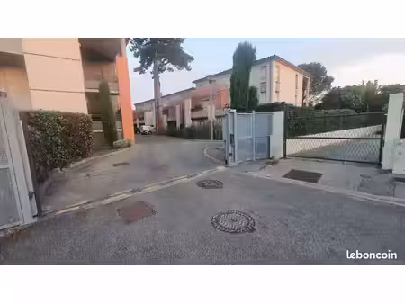 place parking