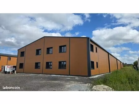 local d'activite 1440 m² bourg achard