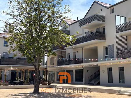 fleurieux sur l'arbresle centre rdc local 76 m2