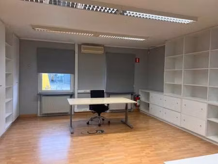 bien professionnel à louer à wondelgem € 2.000 (krq7d) - creas | zimmo