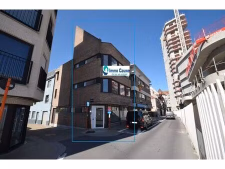 ruime woning/ gebouw te huur op zeer centrale ligging te ...