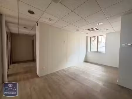 local commercial à louer 130.5 m² - saint-étienne (42) - 990€