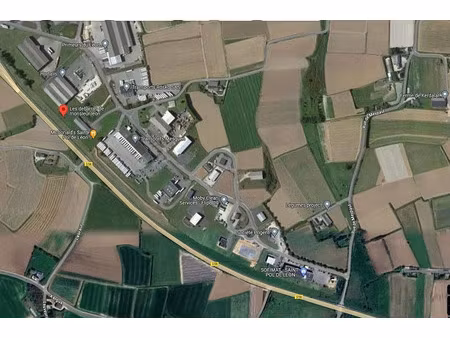 location local d'activités saint pol de leon 491 m²