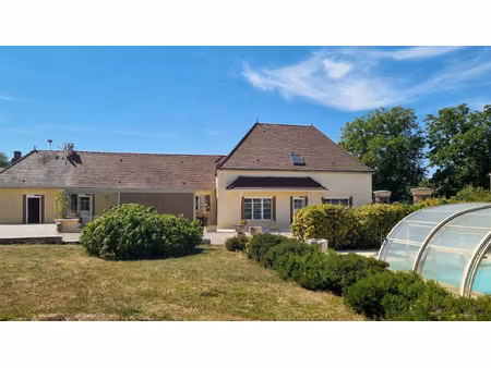 propriété en excellent etat  vallée de l'armance