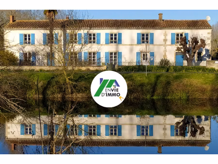 vente maison 10 pièces 310 m² à coulon (79510)  637 000 €