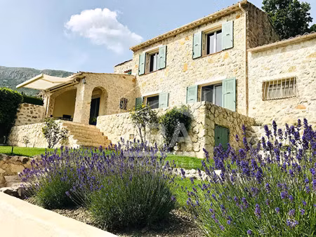 vente maison 4 pièces 102 m² coursegoules (06140)