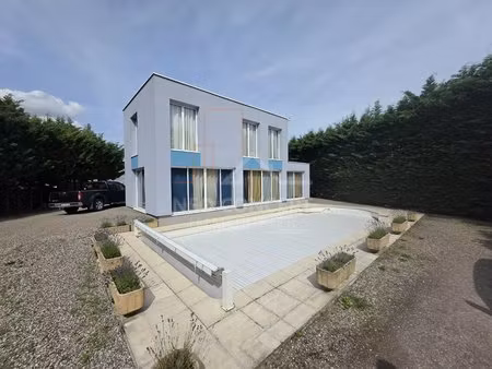 proximite tram-eckbolsheim- maison atypique