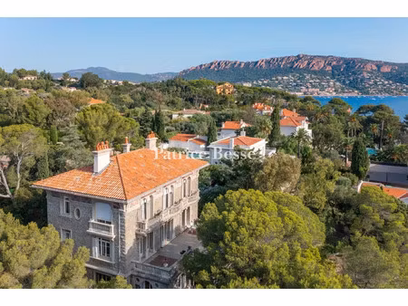 vente hôtel particulier 20 pièces 526 m² à saint-raphael (83700)  2 840 000 €