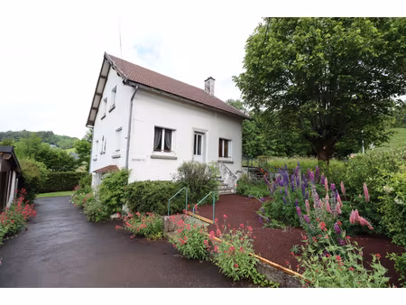 maison 158 m2 avec jardin  terrasses  garages et atelier
