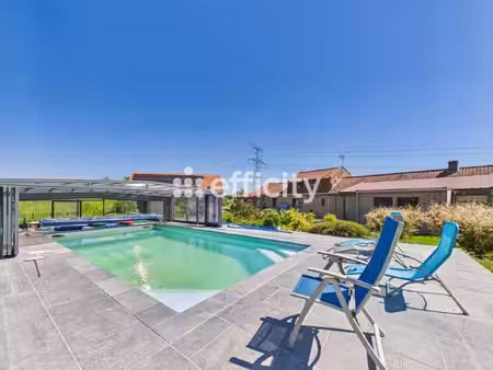 maison 8 pièces - 350 m²