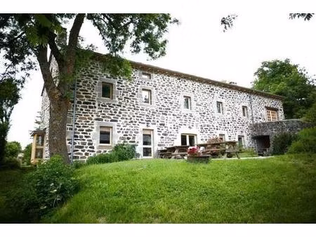 prestigieuse maison en vente saint-front  auvergne-rhône-alpes