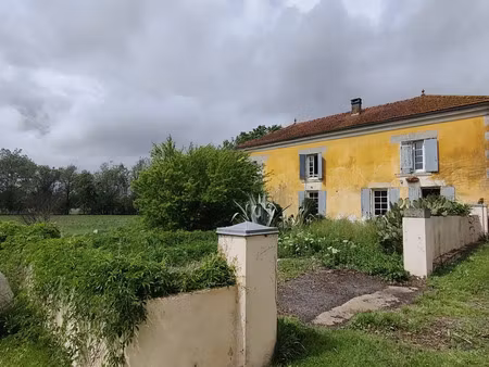 vente maison saintes 17100 - - surface privée
