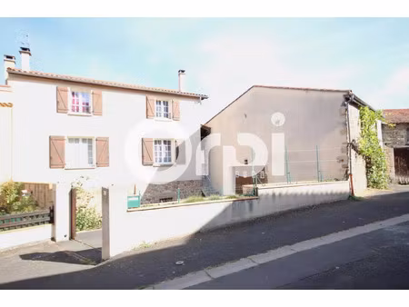 vente maison 6 pièces 205 m² saint-yvoine (63500)
