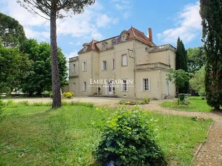 maison de luxe de 250 m2 en location uzès  france