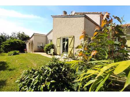 vente maison 6 pièces 150 m² villerest (42300)