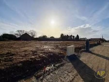 vente terrain à sainte-pazanne (44680) : à vendre / 392m² sainte-pazanne