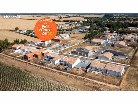 terrain 441 m² courcon