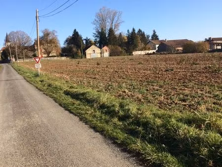terrain à bâtir sortie sud bourg de négrondes