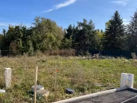 en vente terrain constructible 6 57 ares – 225 000 € |russange