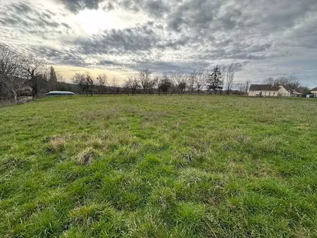 terrain à bâtir 1600 m²