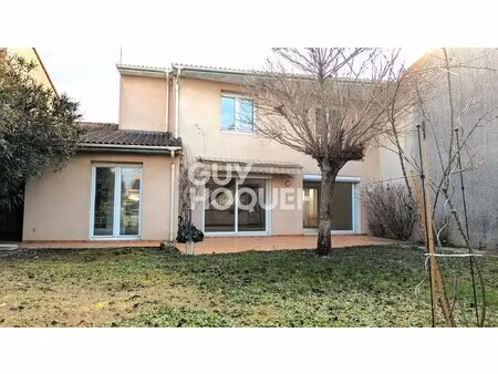 maison à vendre à valence - 5 pièces  3 chambres  garage